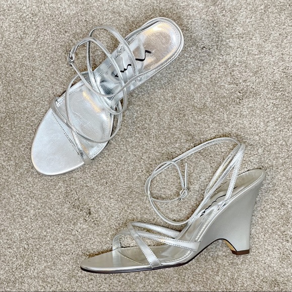 Nina Wedge Heel Sandal - Picture 3 of 10